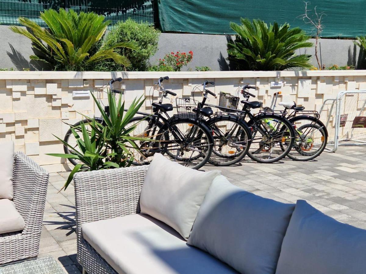 Apartments Dalmatia Infinity Bibinje Extérieur photo